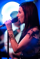 Lelica on vocals